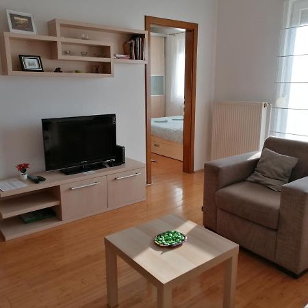 Apartman Breza Kruševac Zewnętrze zdjęcie