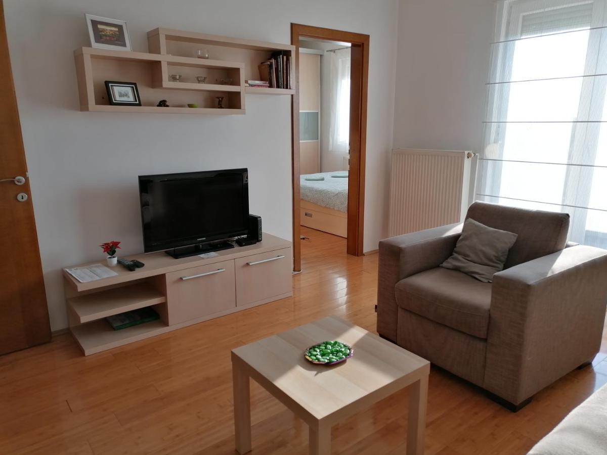 Apartman Breza Kruševac Zewnętrze zdjęcie